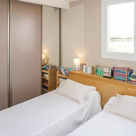 3 Bedroom Awesome In Holiday home